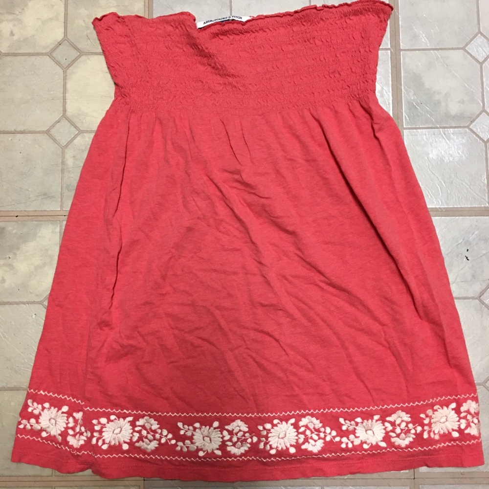 Strapless tank top